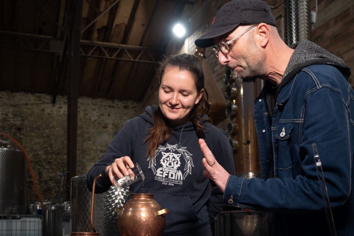 Découvrez le métier de Distillateur et créez votre Gin